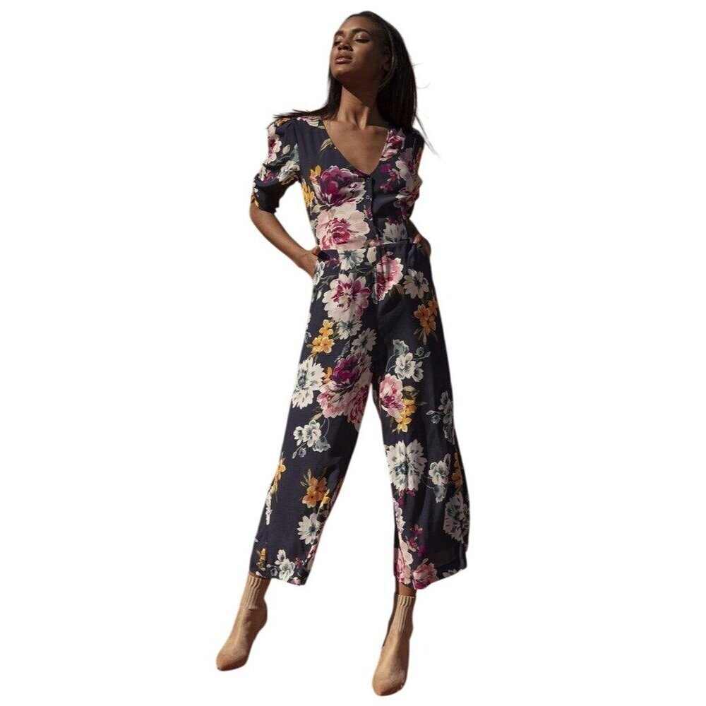 NWT Yumi Kim Belmont Jumpsuit Floral Sweet Scent Navy V-Neck Women's Size M